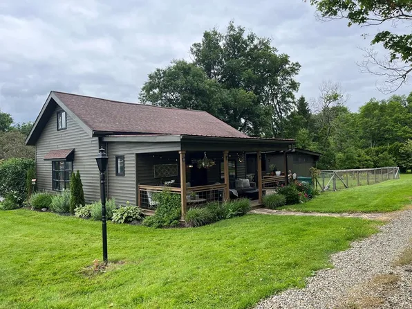 23162 Center Street Ext, Cambridge Springs, PA 16403