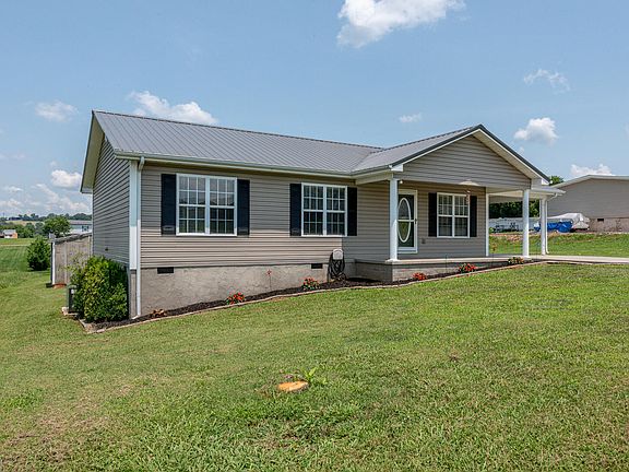 2nd image of 110 Seven Oaks Dr
