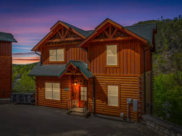 1127 Autumn Path Way, Sevierville, TN 37862
