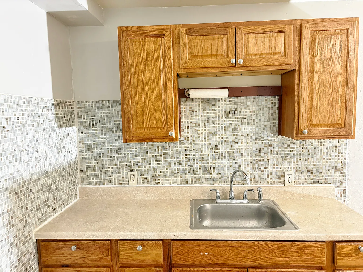 3 bed, $1,725 — Photo 1