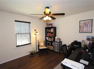 6048 Deck House Rd, Fort Worth, TX 76179