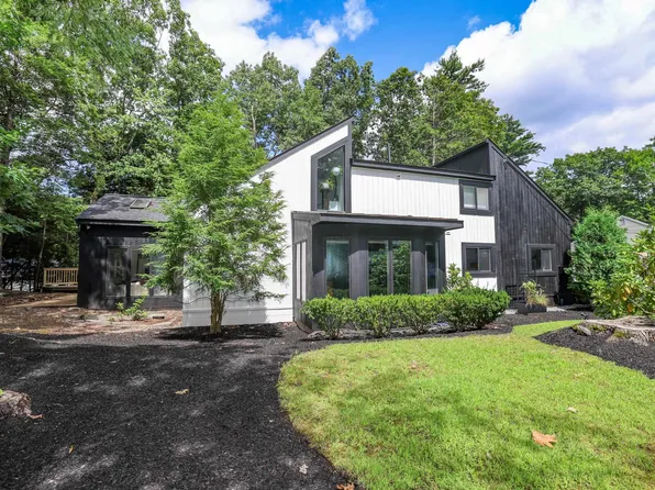10 Deacon Drive, Nashua, NH 03063