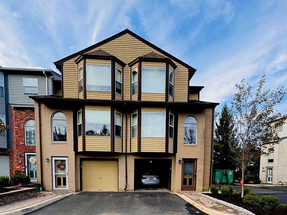 Unit is on the left.