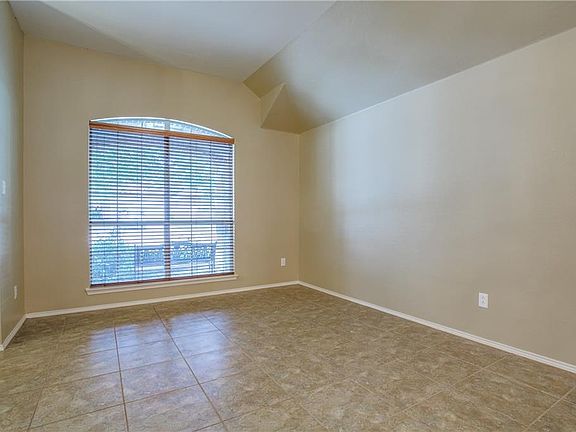 5th image of 553 Lowery Oaks Trl