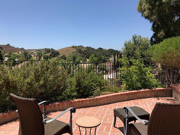 2nd image of 3079 Delacodo Ave