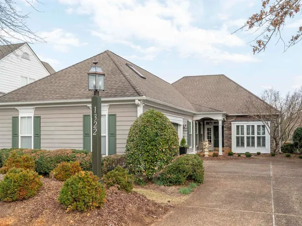 1322 Stonegate Ct, Crozet, VA 22932