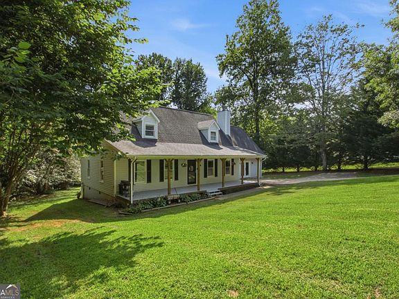 3rd image of 65 Tradewinds Rd