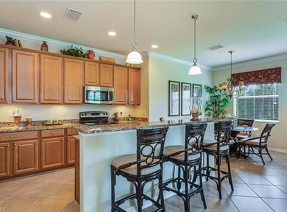 5th image of 13637 Messino Ct