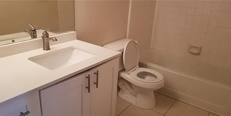 2986 S University Dr #8204 — Photo 8