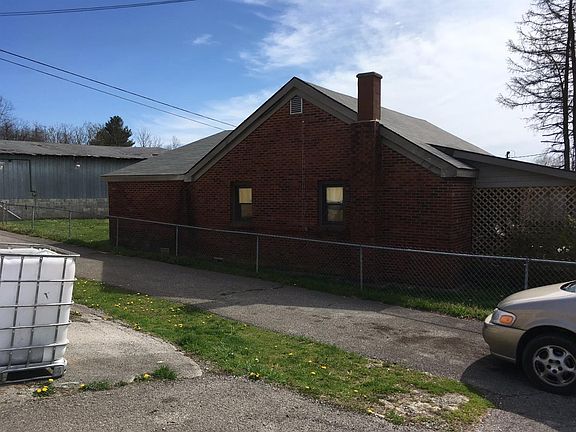 2nd image of 5138 N Us Hwy #421