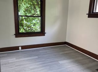 1041 Clark St #1, Akron, OH 44306