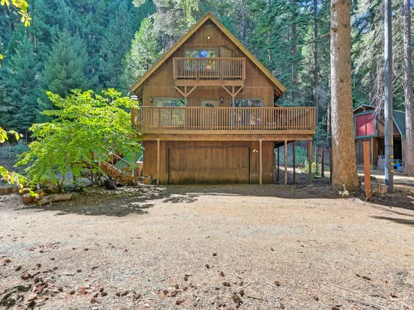7104 Stacy Ln, Pollock Pines, CA 95726