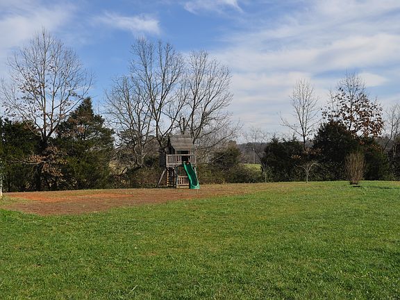 3rd image of 5232 Horsestall Dr