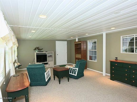 5th image of 611 Bougainvillea Cir