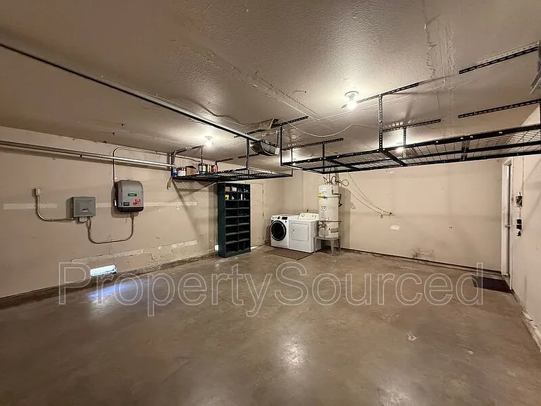 856 Nottingham Dr — Photo 30
