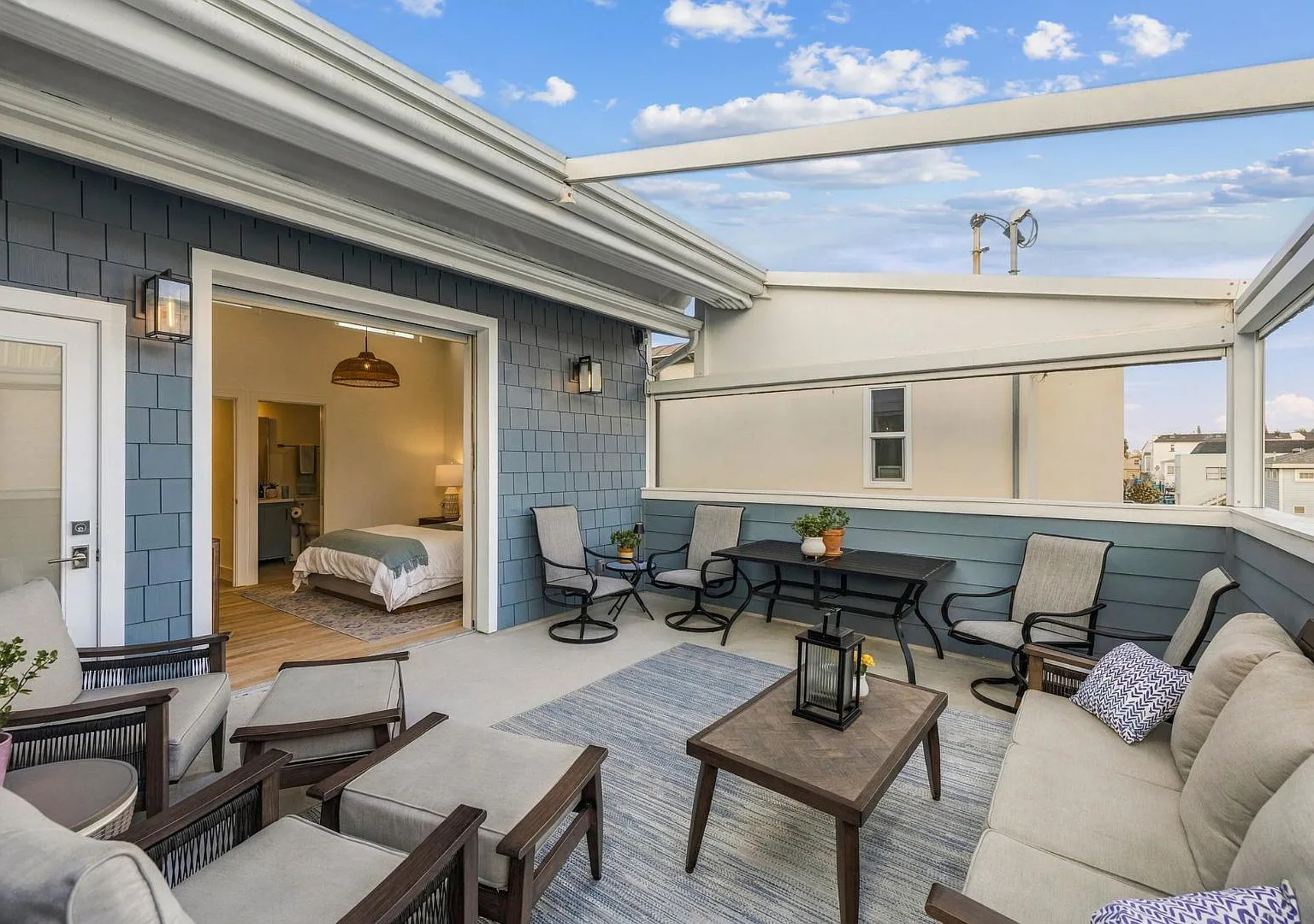 721 Brighton Ct - Brighton — Photo 2