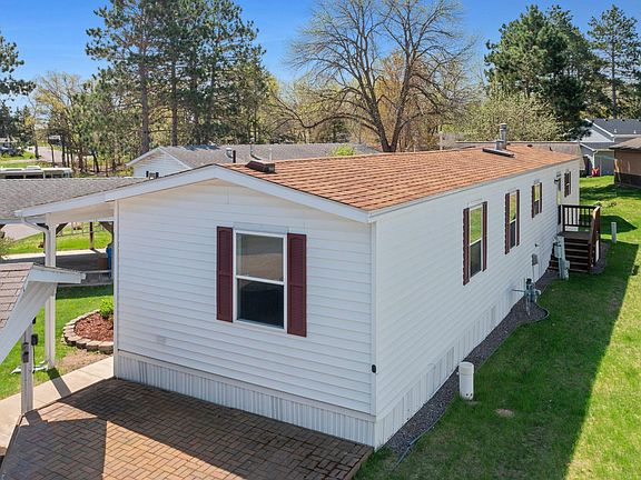 3rd image of 2205 Jack Pine Dr