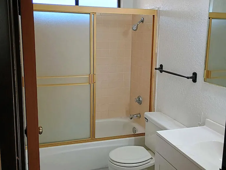 1319 N Azusa Ave #4 — Photo 11