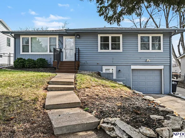 6209 Elm St, Omaha, NE 68106