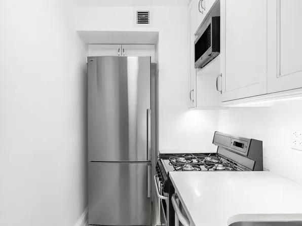 40 Park Avenue image 4 of 9