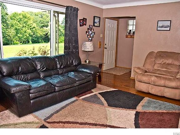 5th image of 3720 Loughborough Ave
