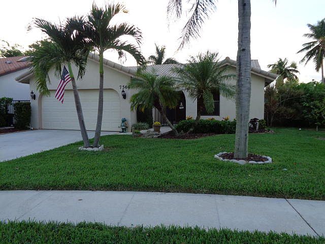 2nd image of 7566 Solimar Cir