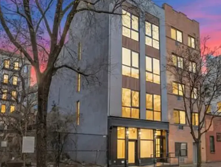 356 E 8th St #GARDEN-LEVEL — Photo 1