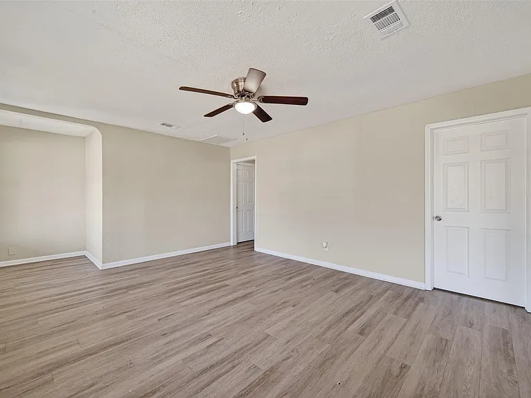 4626 Dewberry St — Photo 28