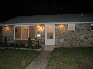 2514 Winton Dr, Bristol, PA