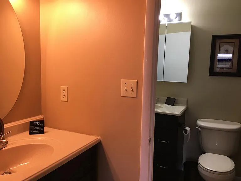 225 Woodhaven Dr — Photo 2