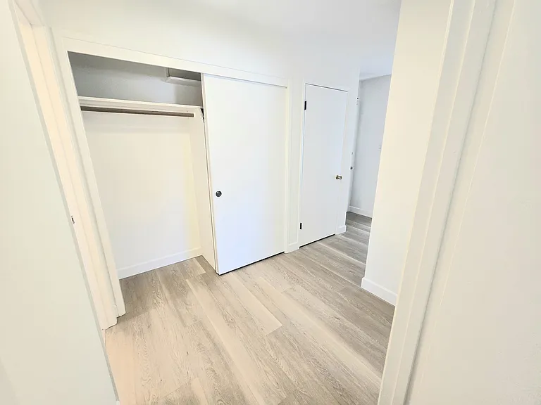 910 Academy Ave #910 — Photo 11