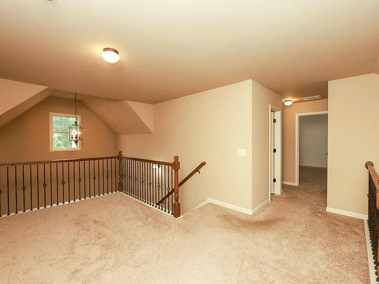2241 Line Dr — Photo 31