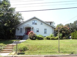 8208 Greenwood Ave APT 4, Takoma Park, MD 20912