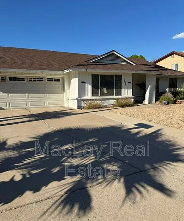 4634 W Wagoner Rd
