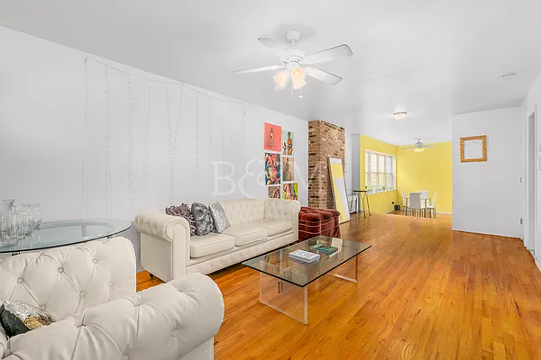 Rented by Brick&Mortar | media 10