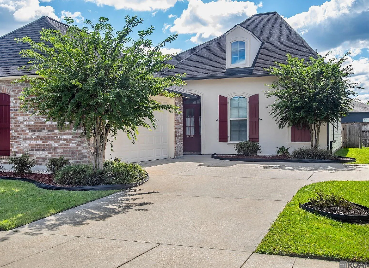 4 bed, 2275 sqft, $3,000 — Photo 1
