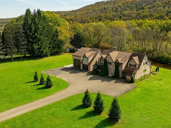 6331 Route 242 E #17, Ellicottville, NY 14731