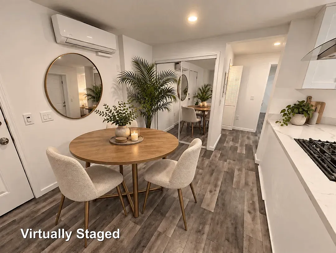 4530 Whitsett Ave — Photo 4