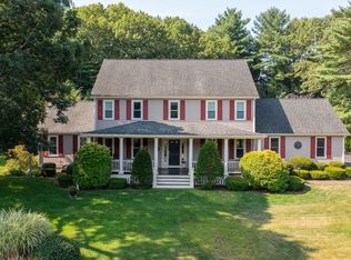 41 High Pines Dr, Kingston, MA 02364
