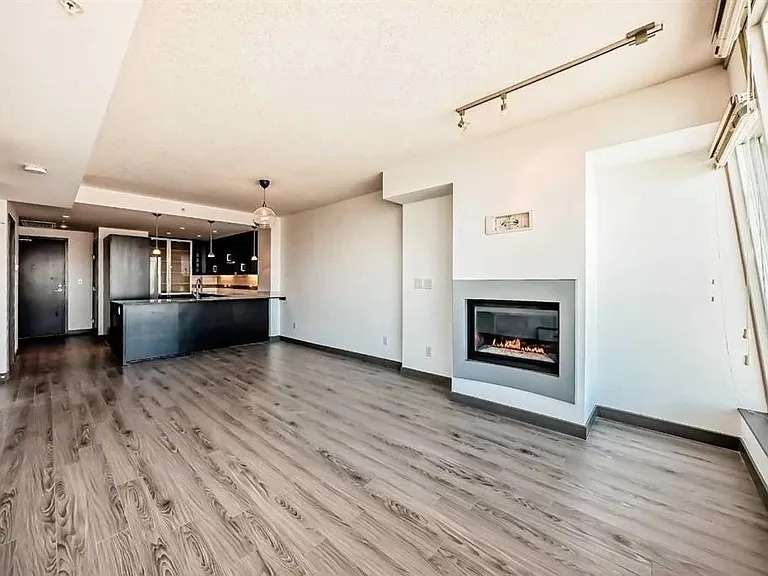 888 4th Ave SW #1902 — Photo 7