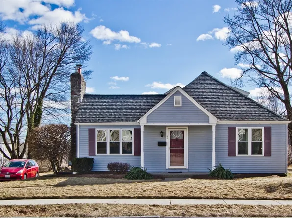 38 Park Terrace Rd, Worcester, MA 01604