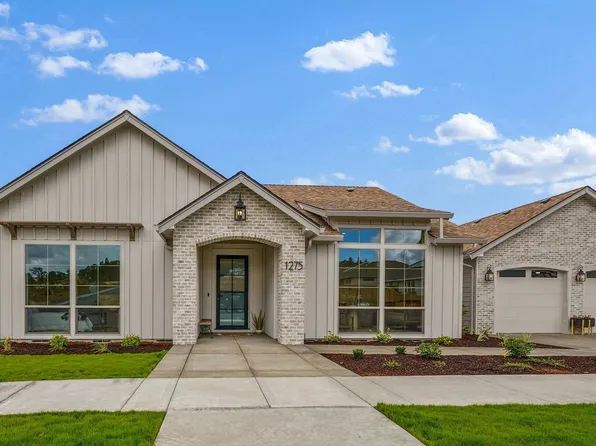 144 NW Denton Ave, Dallas, OR 97338