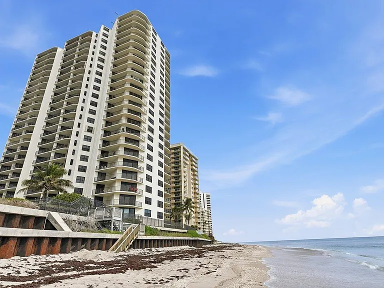 5420 N Ocean Dr #1702 — Photo 22