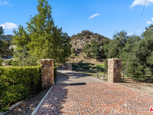 622 E Carlisle Rd, Westlake Village, CA 91361