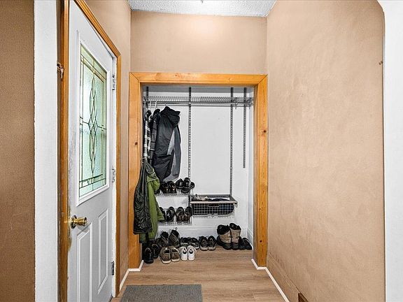 3rd image of 24 16th St