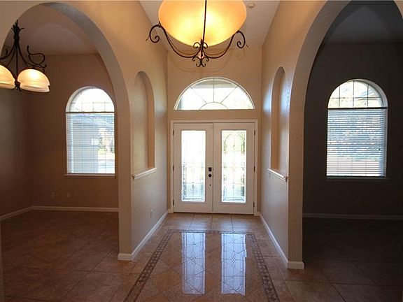 2nd image of 2739 Babbitt Ave #6