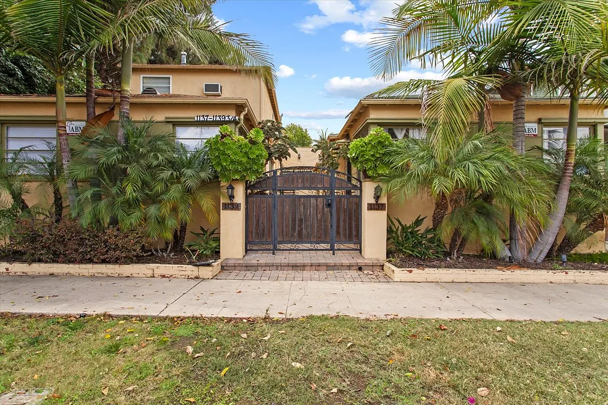 1 bed, 665 sqft, $2,450 — Photo 2
