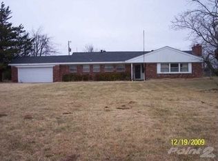 3904 N Pine Crest Rd, Harrah, OK 73045