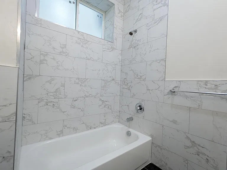 308 Academy St #201 — Photo 5