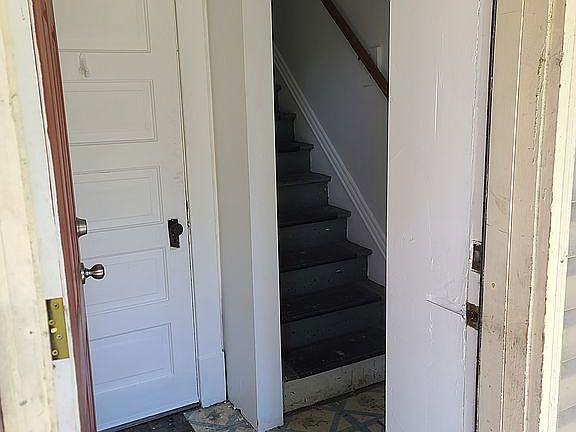 5th image of 2251 Delmar Ave #3